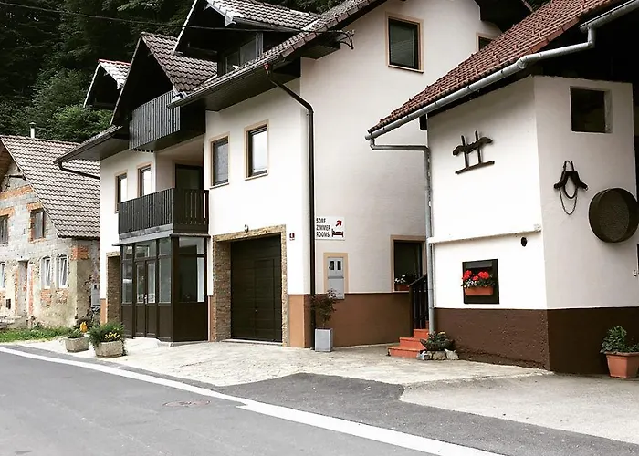 Konukevi Koren Zuzemberk